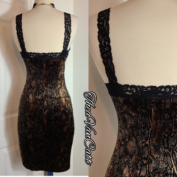 Betsey Johnson SET stretch VELVET & lace snake print dress & button up cardigan! - Picture 11 of 12